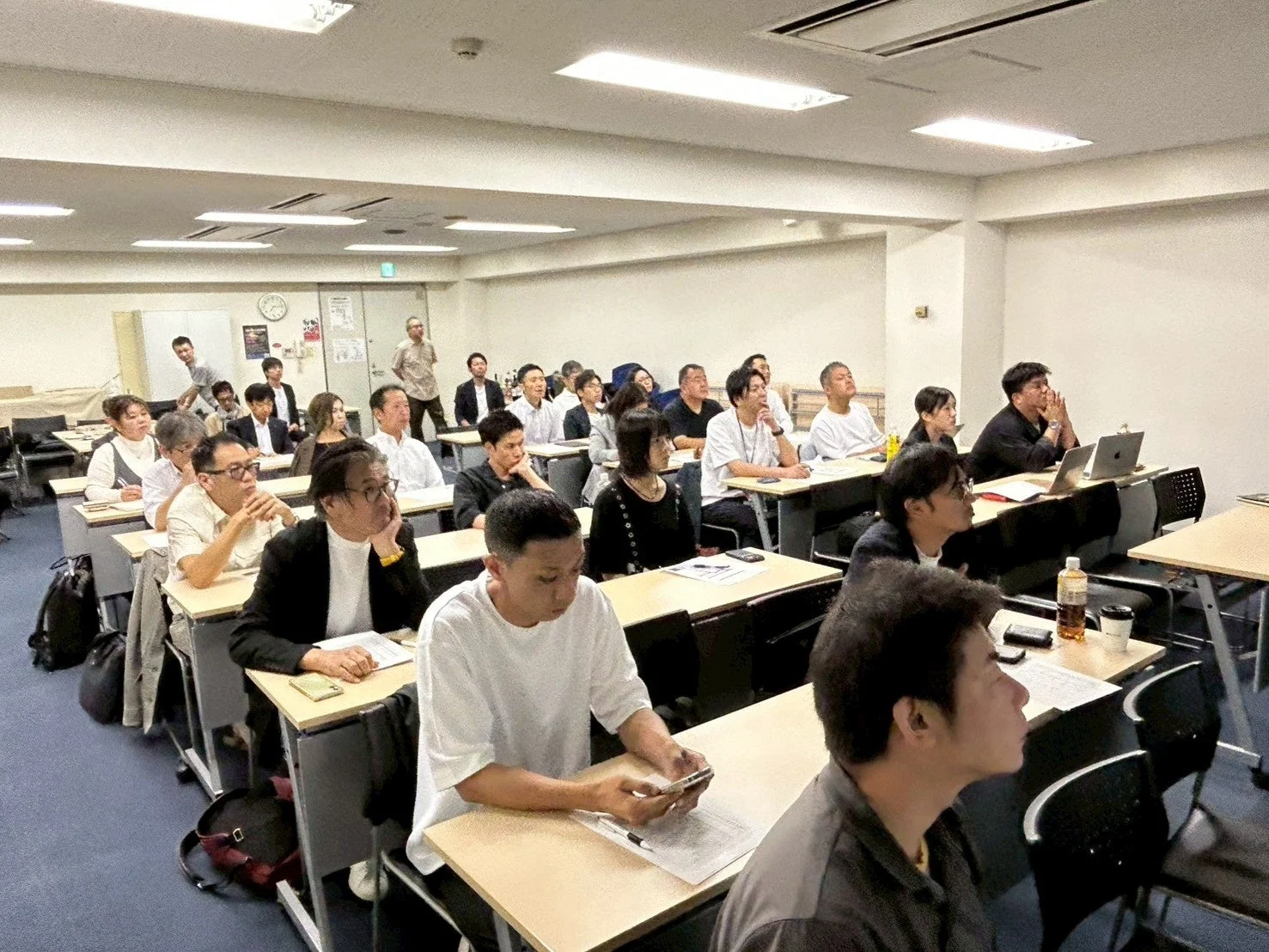 コモンズコネクトに参加する聴衆