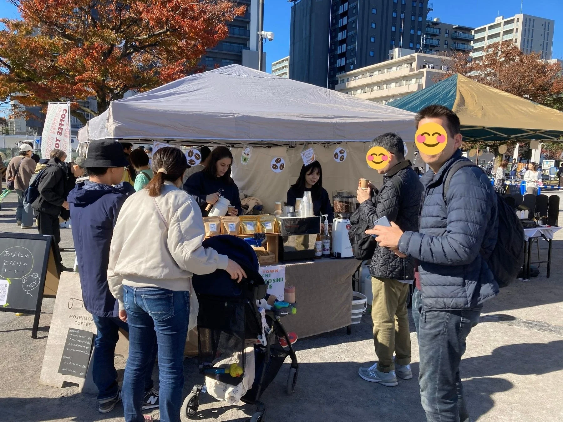 COFFEE TOWN ADACHIの様子