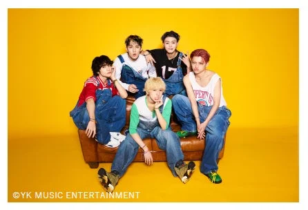 WILD BLUEの集合写真