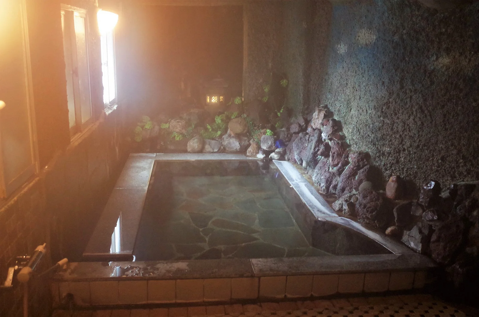 文化人も愛した“秘湯”川津屋を第三者へ承継