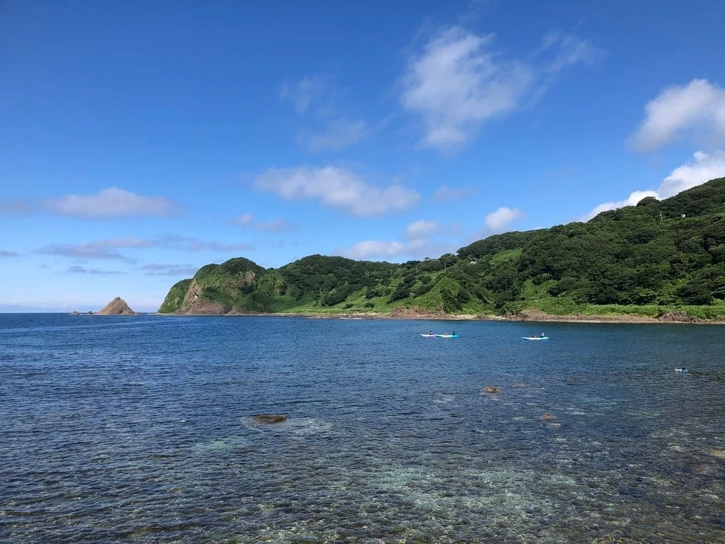 SUPを楽しむ人々