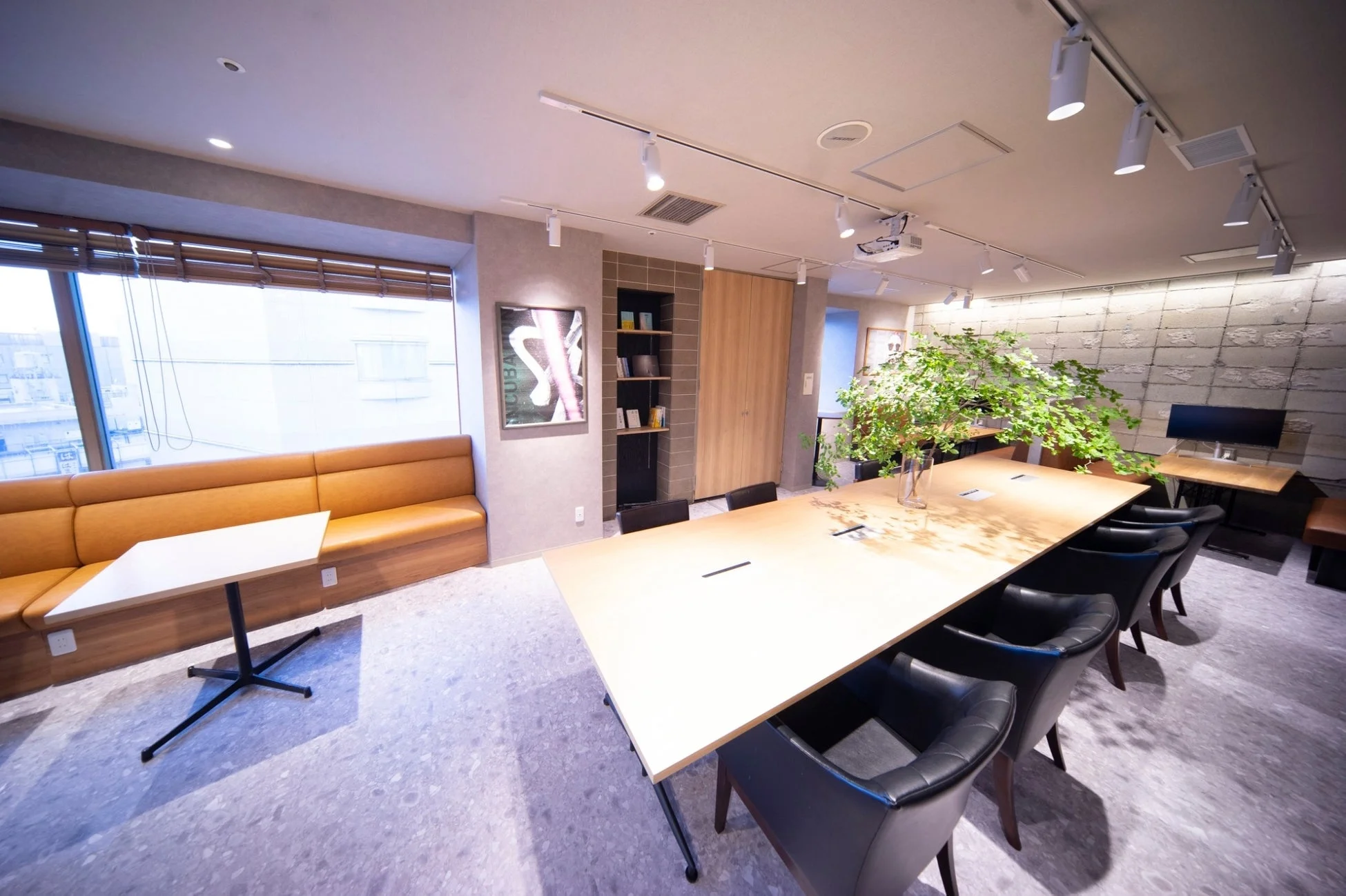 Agora Hon-atsugiのオフィス空間