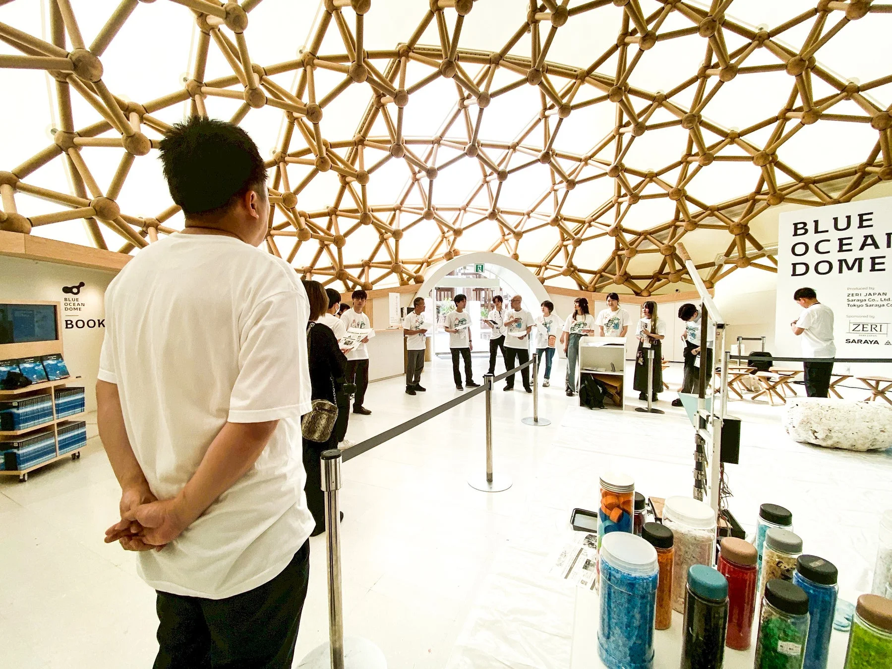 牡蠣養殖の様子