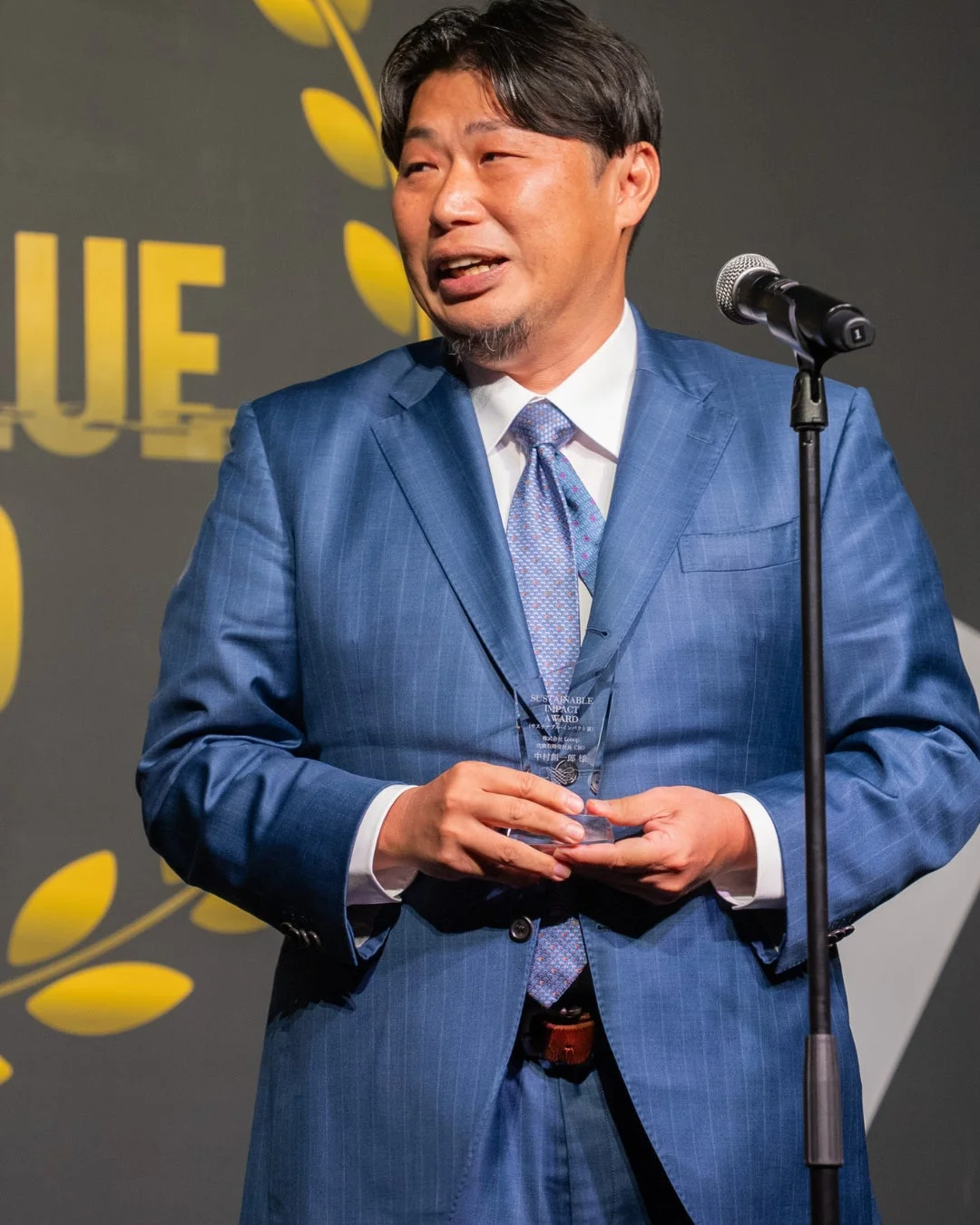 SUSTAINABLE AWARD受賞者の中村創一郎氏がスピーチ