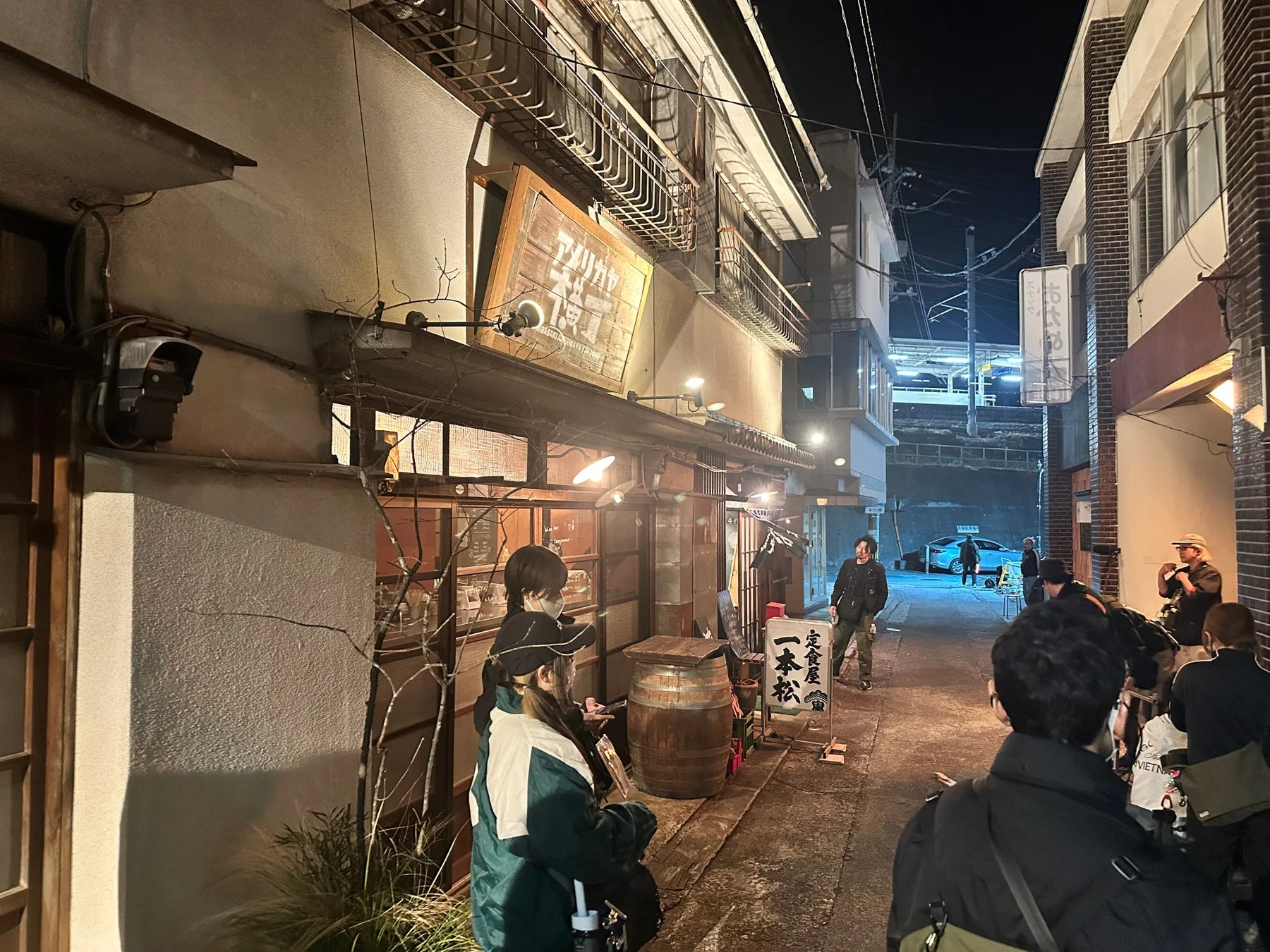 夜の飲食店街