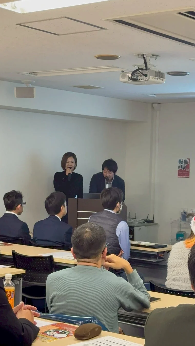 会議室でのプレゼン