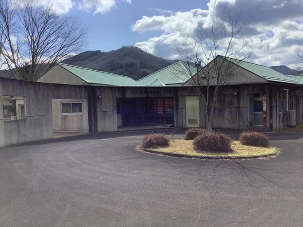 旧川合保育園の外観