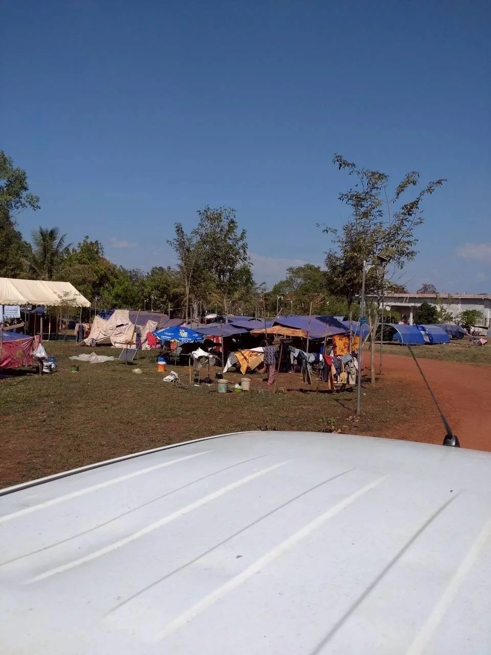 テントの避難所