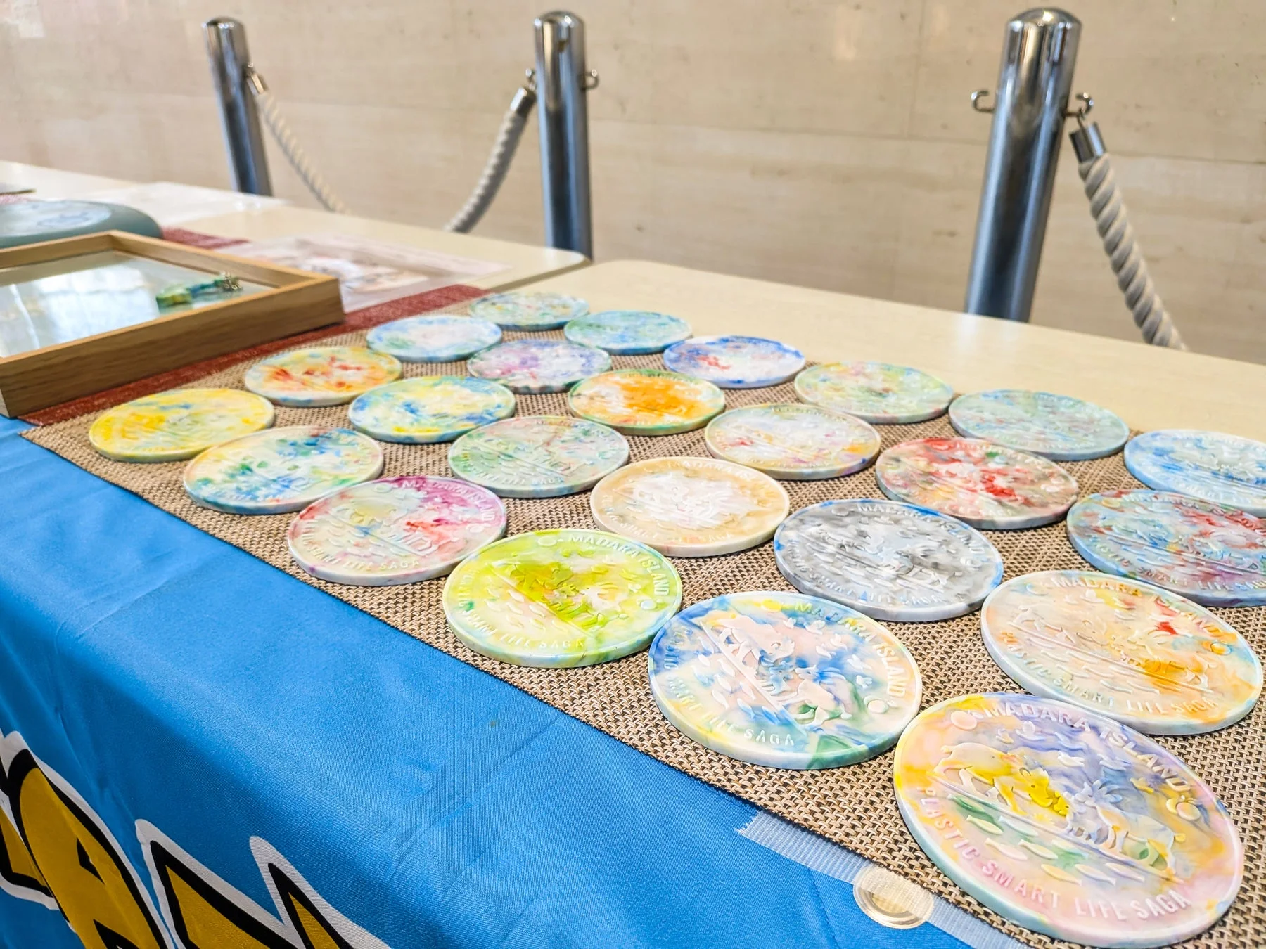 MADARA ISLANDコースターのアップ