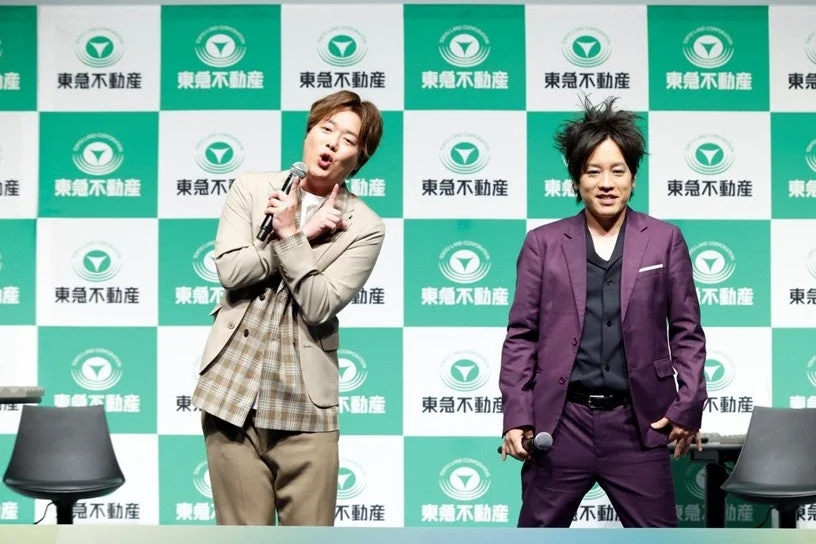 ぺこぱのお二人による開会宣言