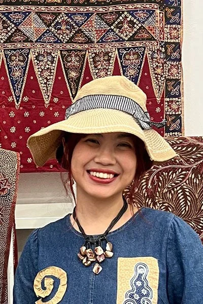 ナタニア・テオラ氏のポートレート