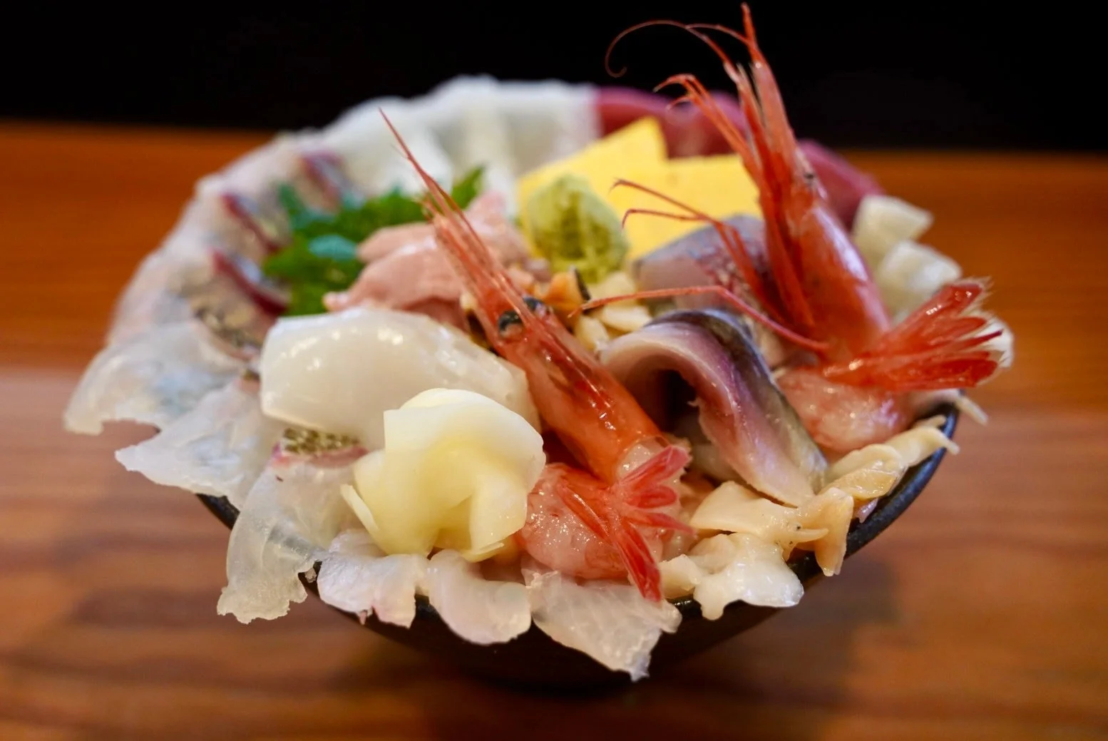 新鮮な海鮮丼