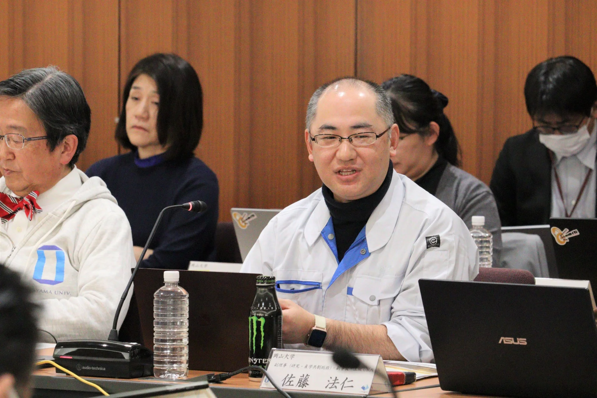 佐藤法仁副理事（研究・産学共創総括担当）・副学長（学事担当）・上級URA