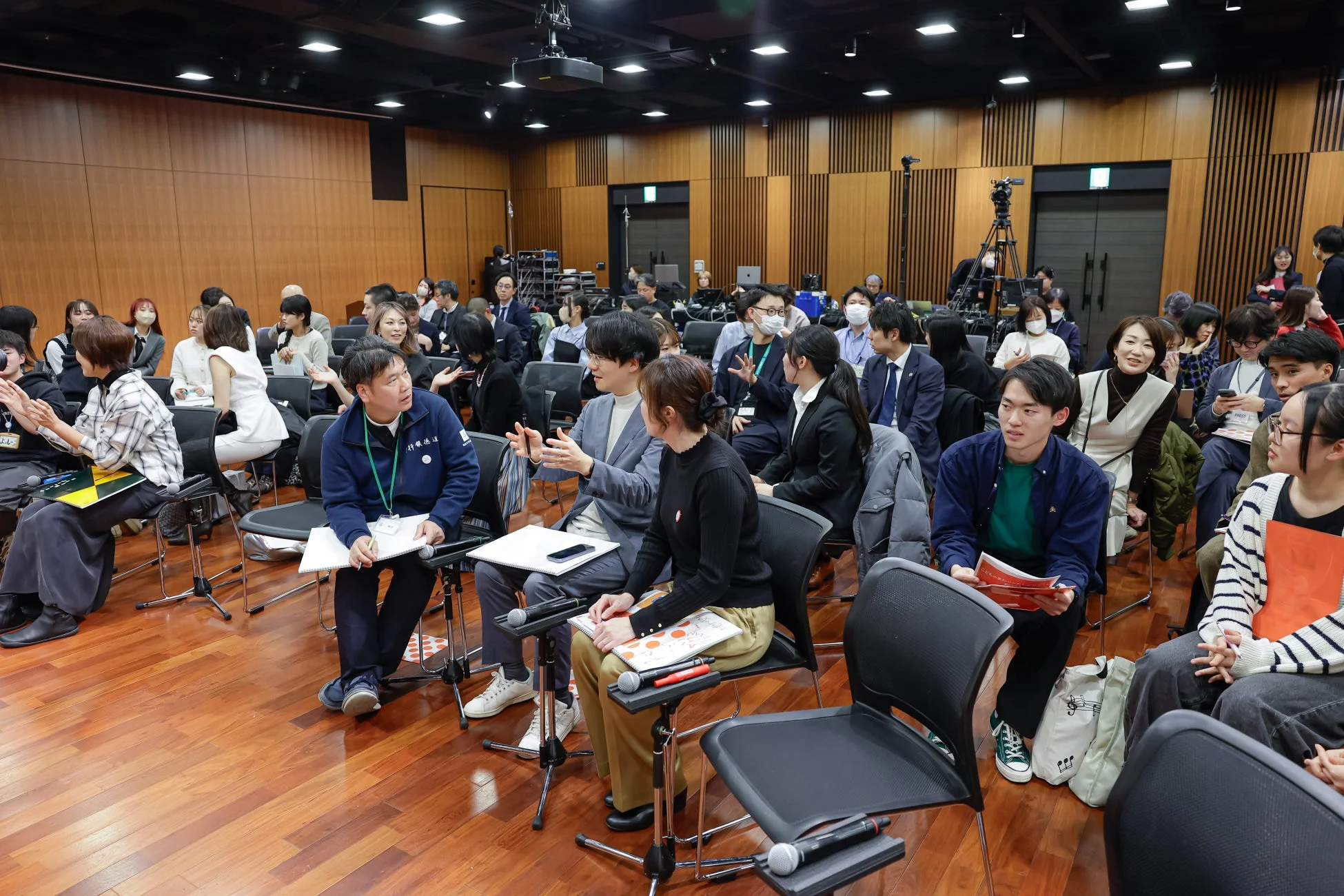 フィッシュボウルセッションの様子