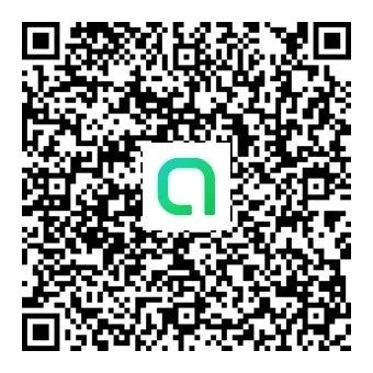 緑色のロゴが中央に配置されたQRコードの画像