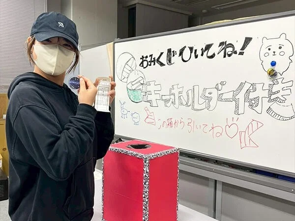 キーホルダーとおみくじ