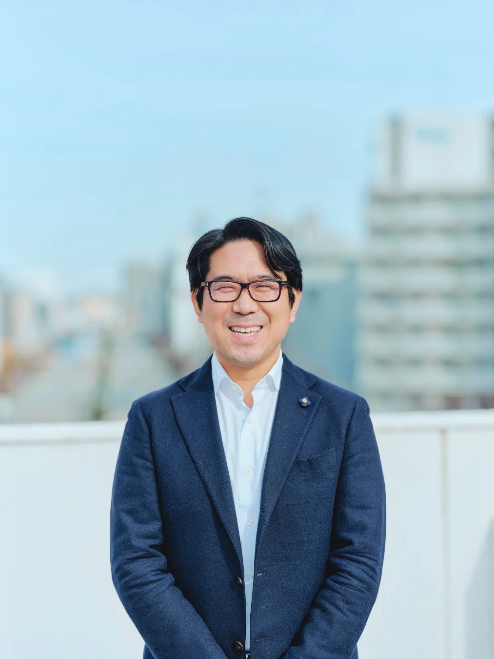 岡本拓也氏のポートレート