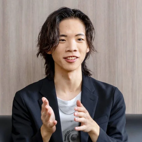 谷津凜勇氏のポートレート