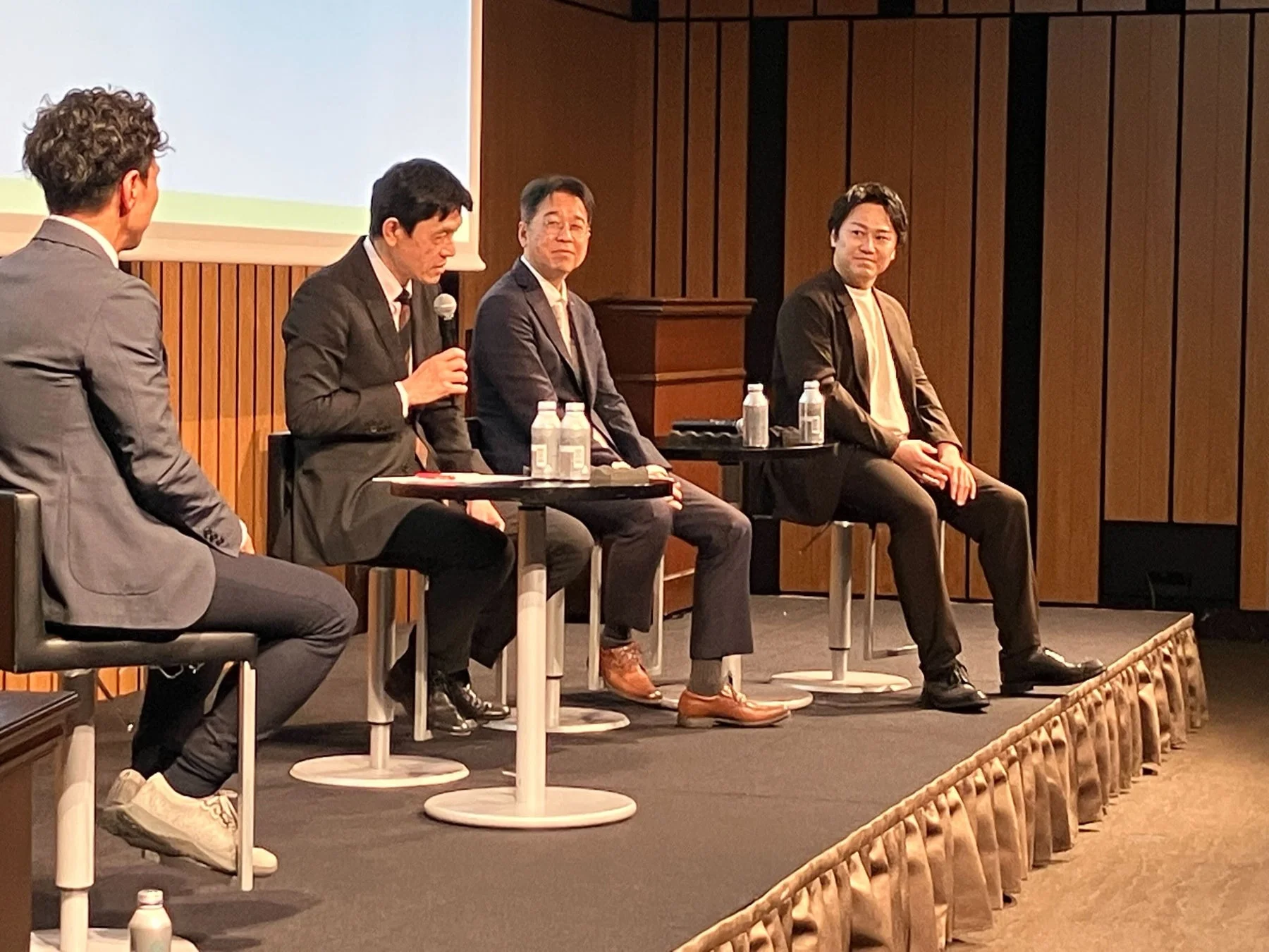 パネルディスカッションの様子