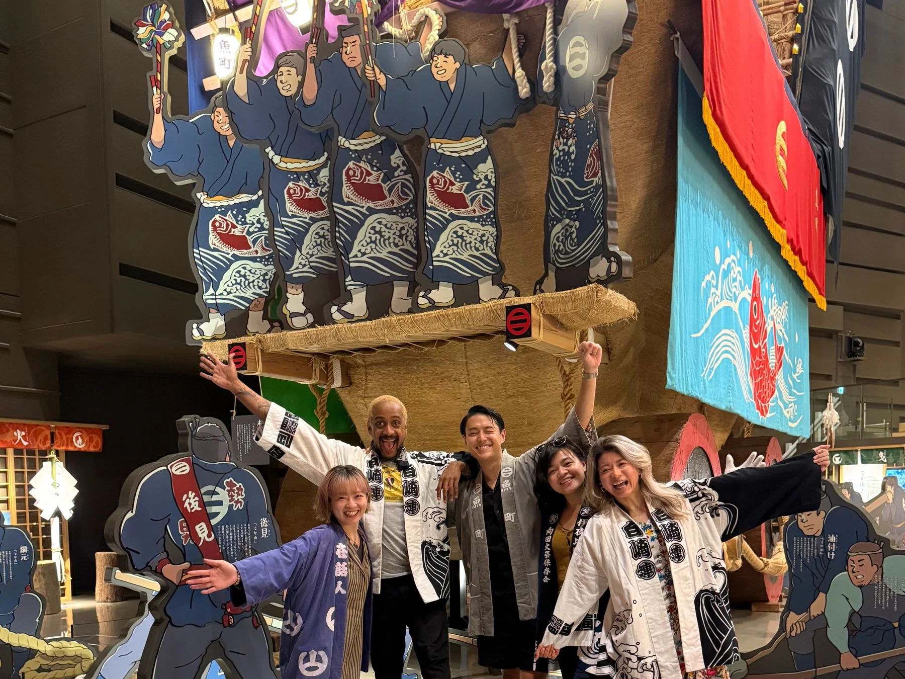 祭りでの集合写真