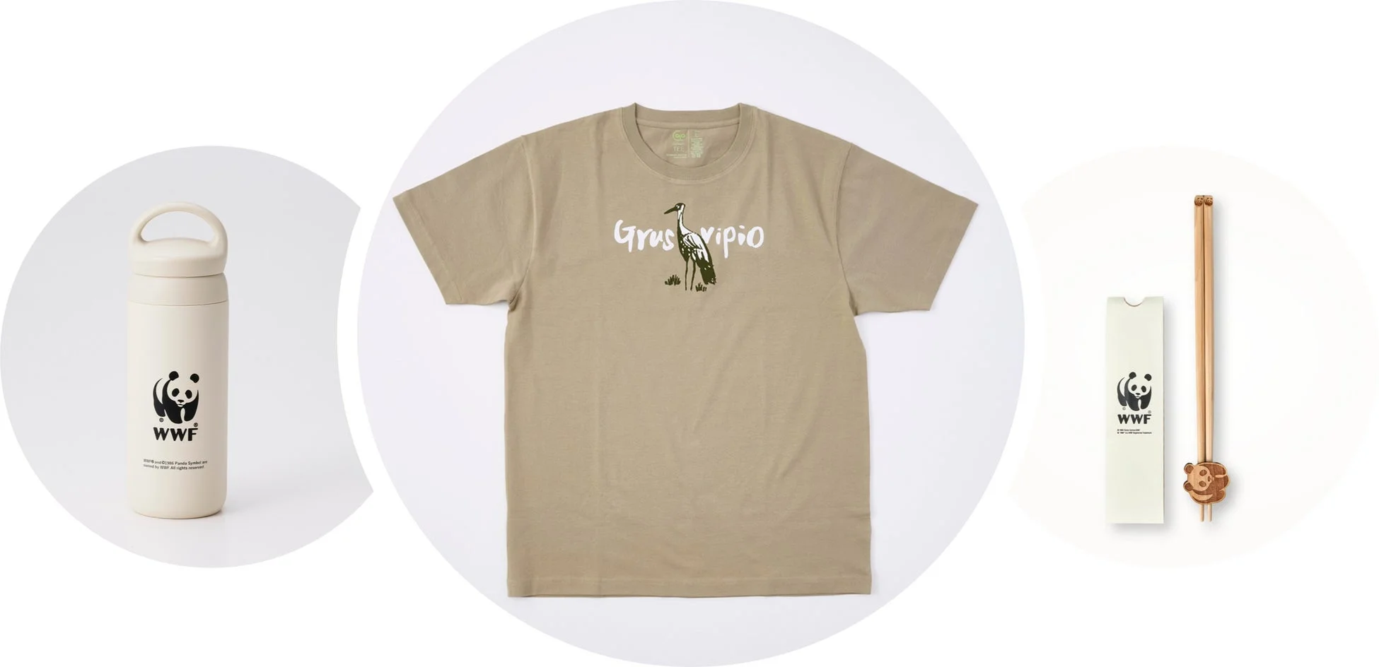 WWFのパンダロゴ入り水筒、白頭鶴のイラストTシャツ、パンダロゴの箸と箸置き