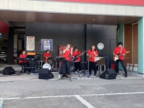 アンフィニのライブ風景