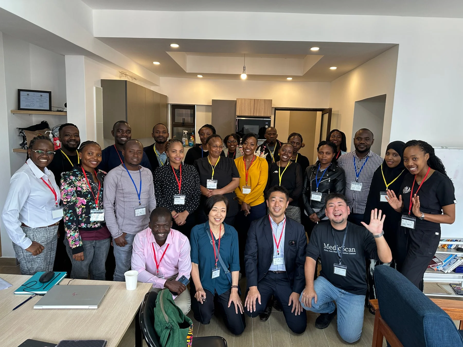 集合写真,ビジネス,国際交流,笑顔,多様性,プロフェッショナル,ワークショップ,チーム