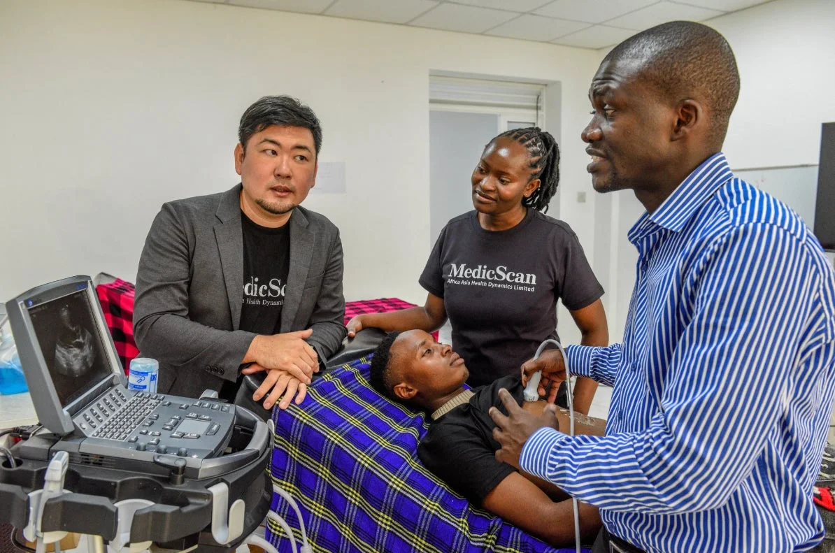 医療,超音波検査,診察,トレーニング,患者,医師,医療機器,グローバルヘルス,アフリカ,アジア,ヘルスケア