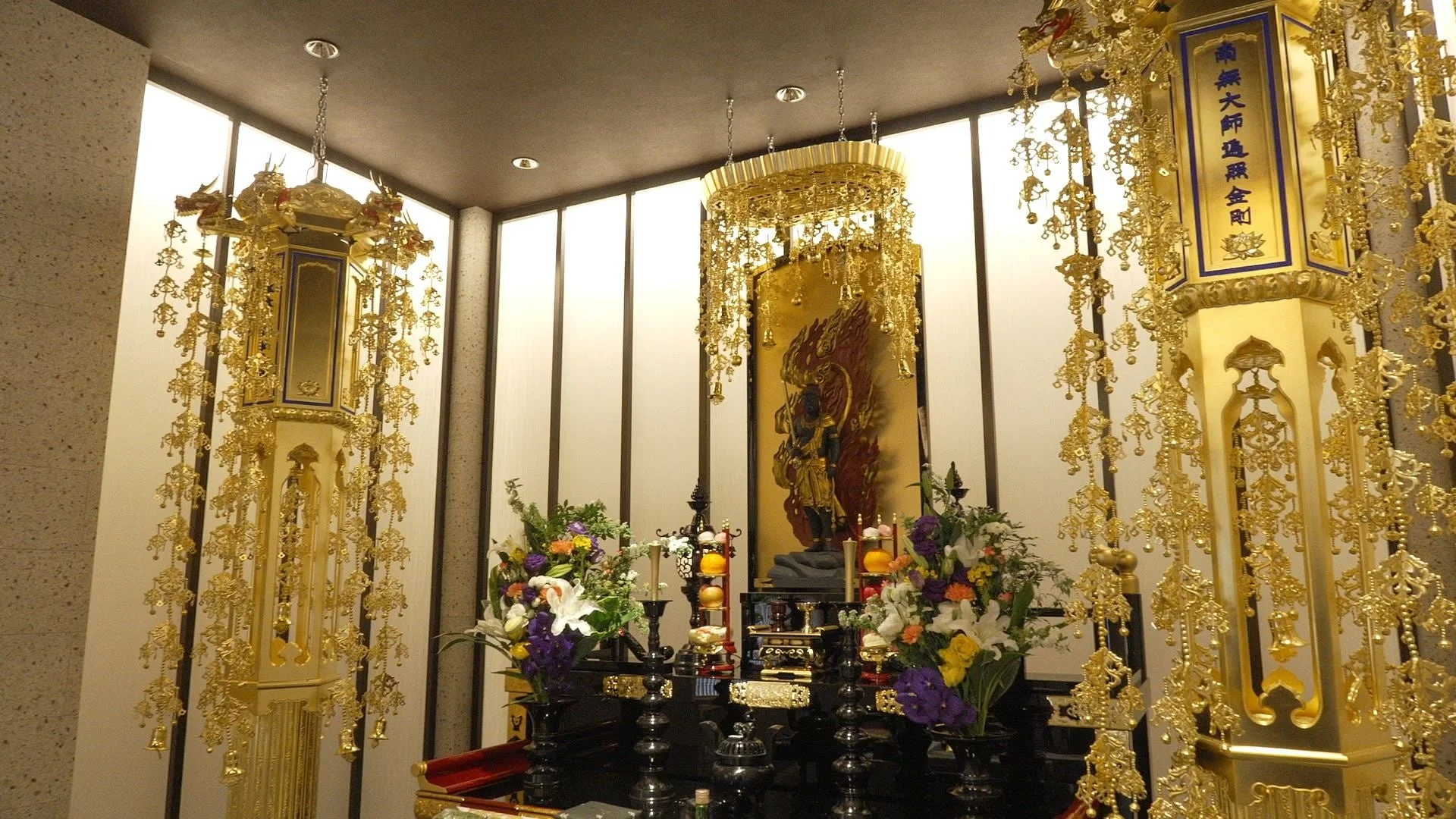 豪華な仏壇